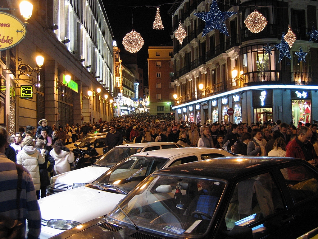 108 - Foule dans la rue.jpg